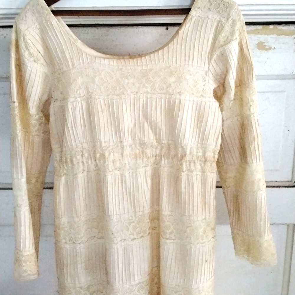 Vintage Prairie Wedding Dresx